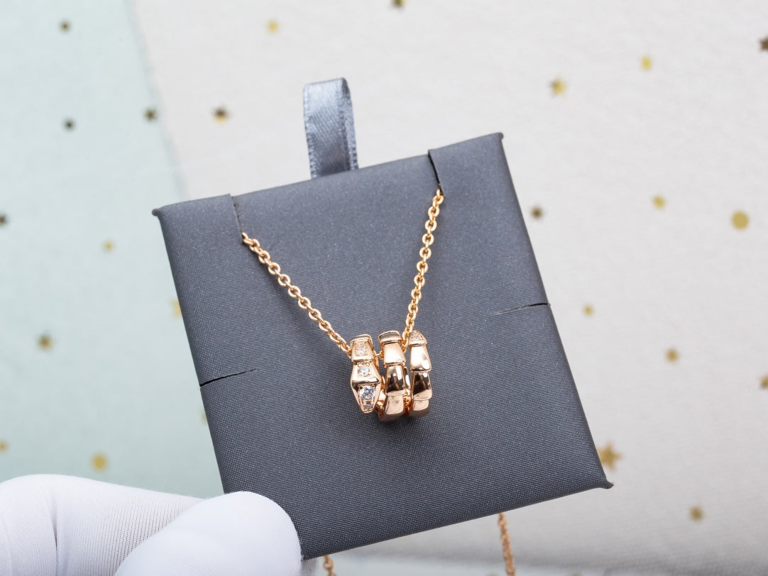 [Jewelicorn]SERPENTI PINK GOLD NECKLACE DIAMOND