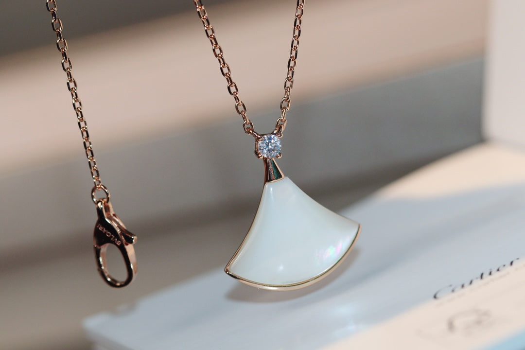 [Jewelicorn]DREAM NECKLACE WHITE MOP PINK GOLD 1 DIAMOND