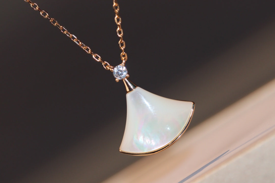 [Jewelicorn]DREAM NECKLACE WHITE MOP PINK GOLD 1 DIAMOND