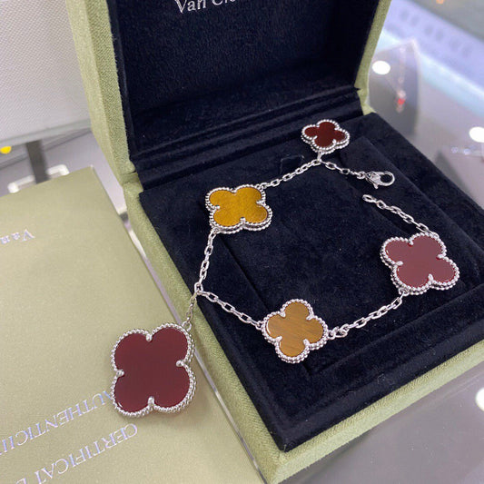[Jewelicorn]CLOVER 5 MOTIFS SIVLER CARNELIAN TIGER EYE BRACELET