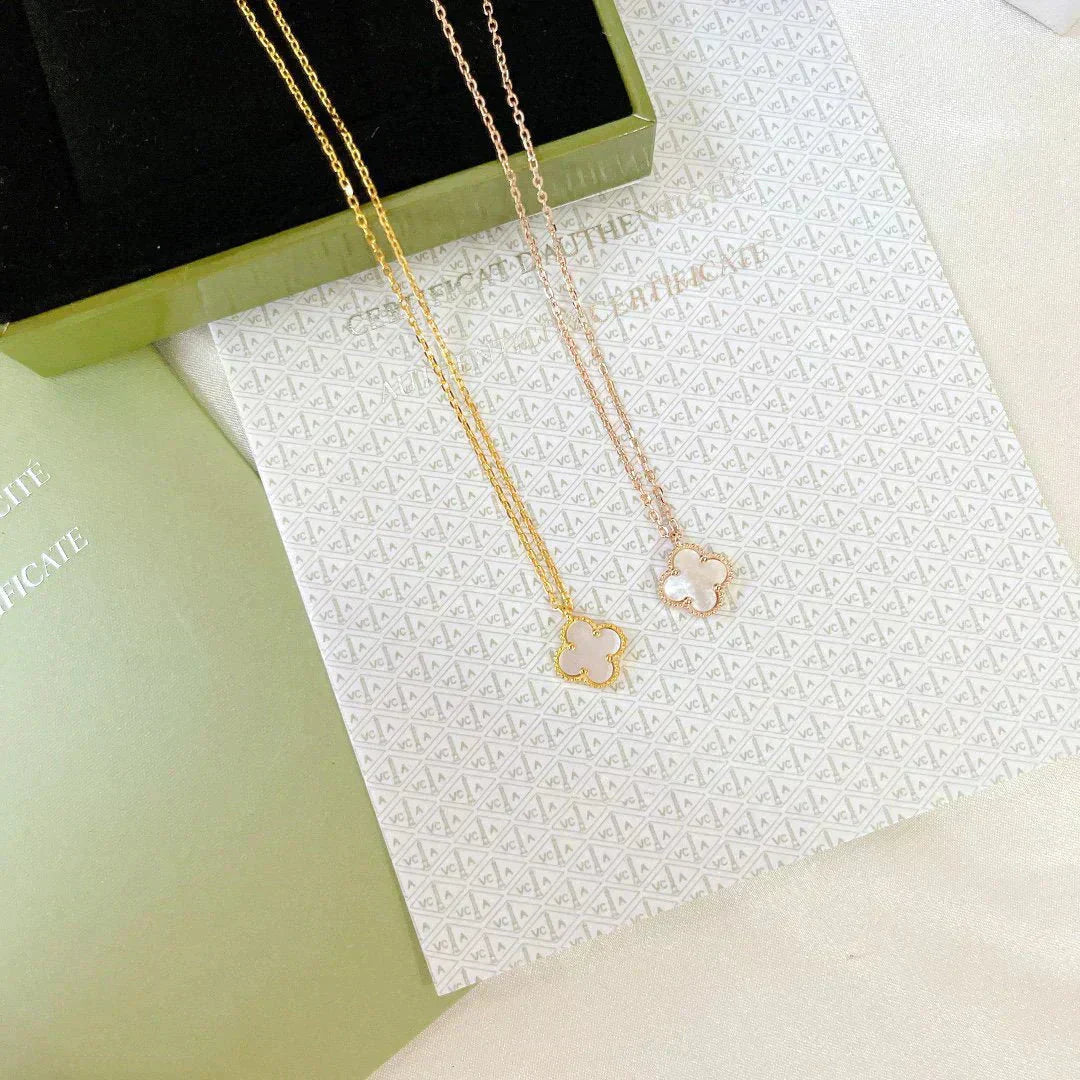 [Jewelicorn]CLOVER MINI 9.5MM WHITE MOTHER-OF-PEARL NECKLACE