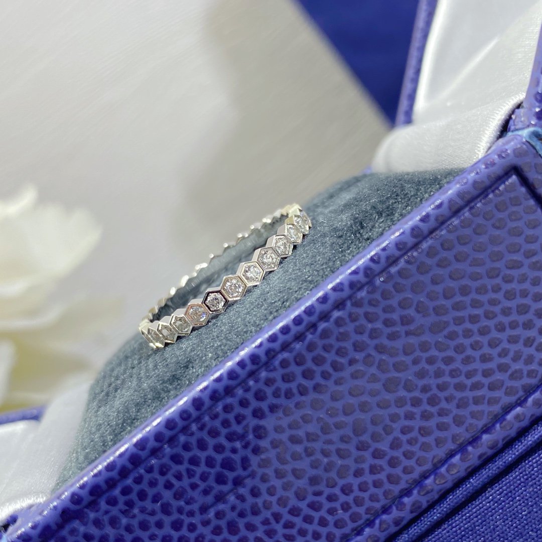 [Jewelicorn]BEE LOVE DIAMOND PAVED SMALL RING