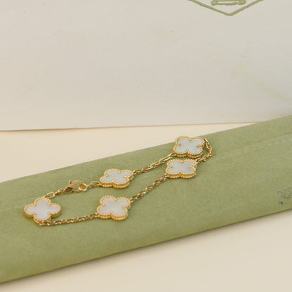[Jewelicorn]CLOVER  5 MOTIF WHITE MOP BRACELET
