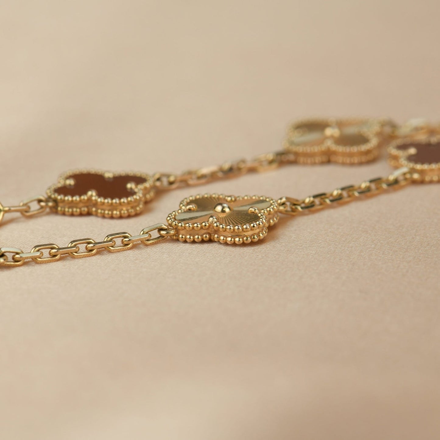 [Jewelicorn]CLOVER  5 MOTIFS CARNELIAN GOLD BRACELET