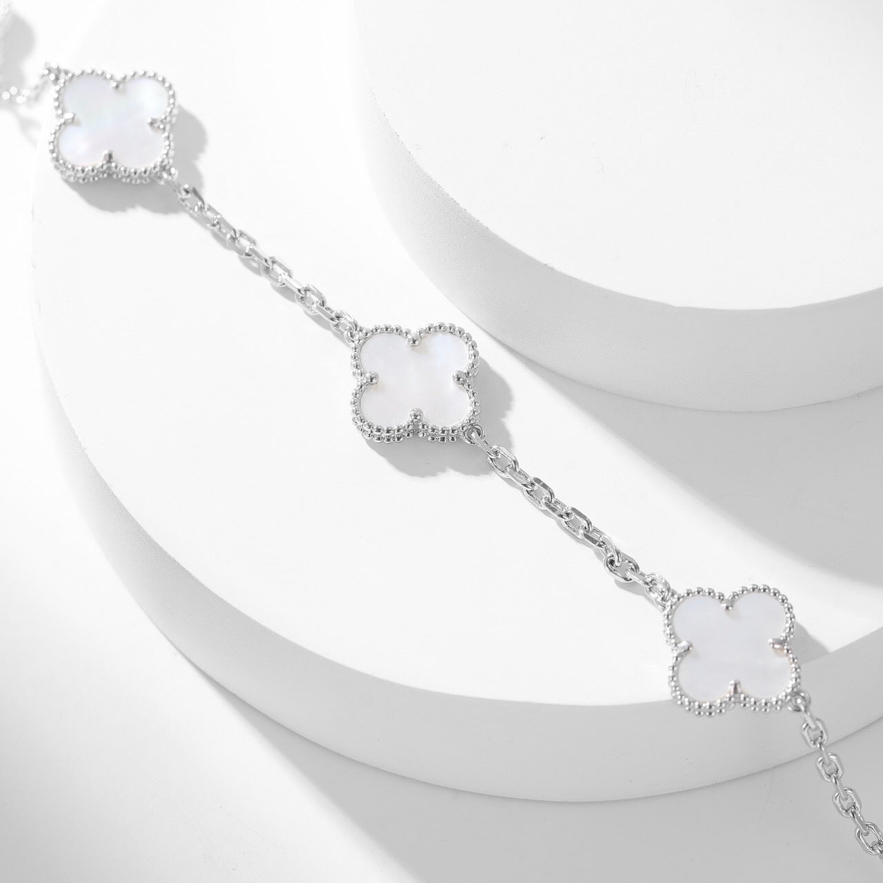 [Jewelicorn]CLOVER 10 MOTIFS WHITE MOTHER OF PEARL NECKLACE