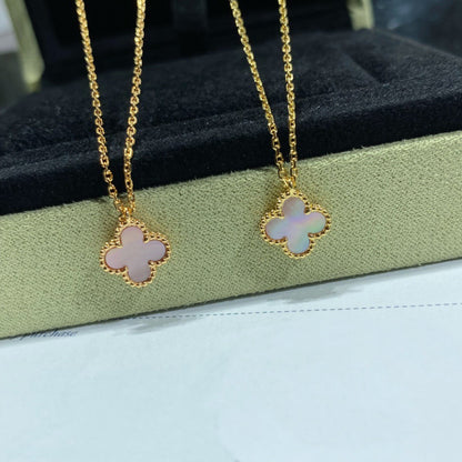 [Jewelicorn]CLOVER 15MM PINK MOTHER-OF-PEARL SINGLE FLOWER NECKLACE