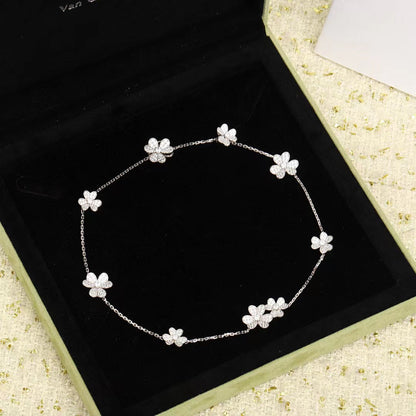 [Jewelicorn]FRIVOLE SILVER 9 FLOWERS NECKLACE