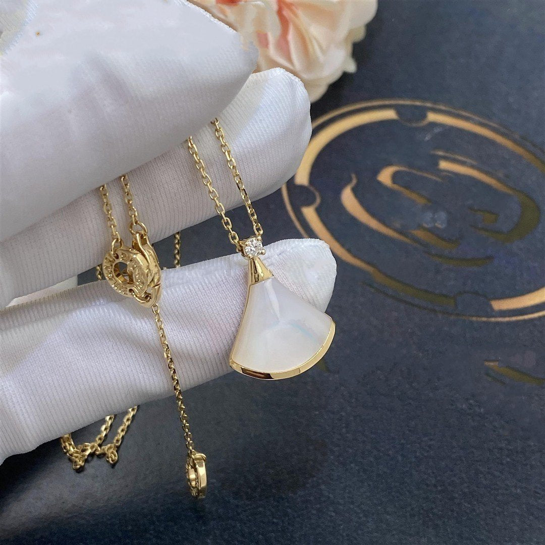 [Jewelicorn]DREAM NECKLACE WHITE MOP GOLD 1 DIAMOND