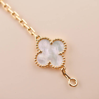 [Jewelicorn]CLOVER  5 MOTIF WHITE MOP BRACELET