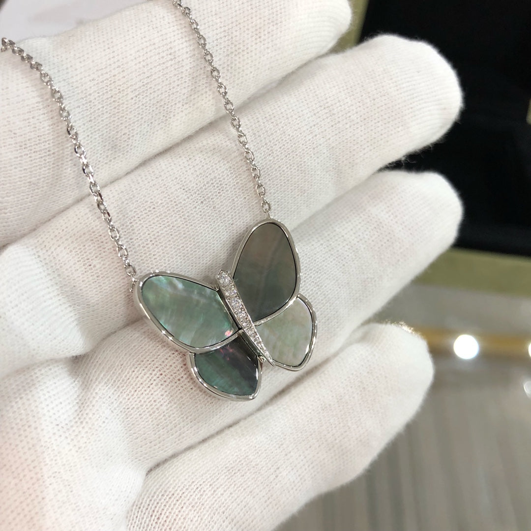 [Jewelicorn]LARGE BUTTERFLY SILVER PENDANT DIAMOND NECKLACE