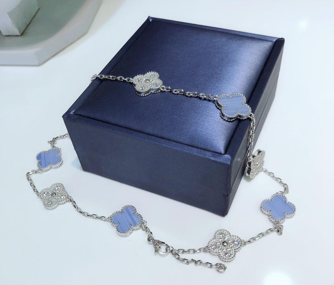 [Jewelicorn]CLOVER 10 MOTIFS CHALCEDONY DIAMONDS SILVER NECKLACE